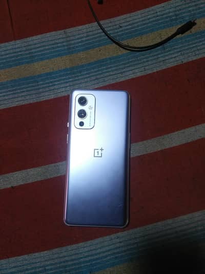 One Plus 9 8 128