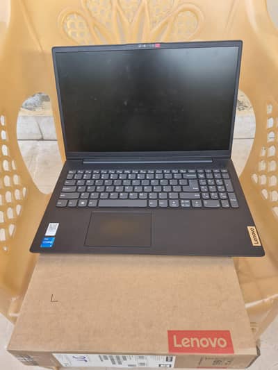 Lenovo i5 V15 G4 IRU [ excellant codition with box ]