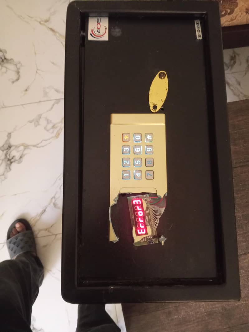 safe locker 2