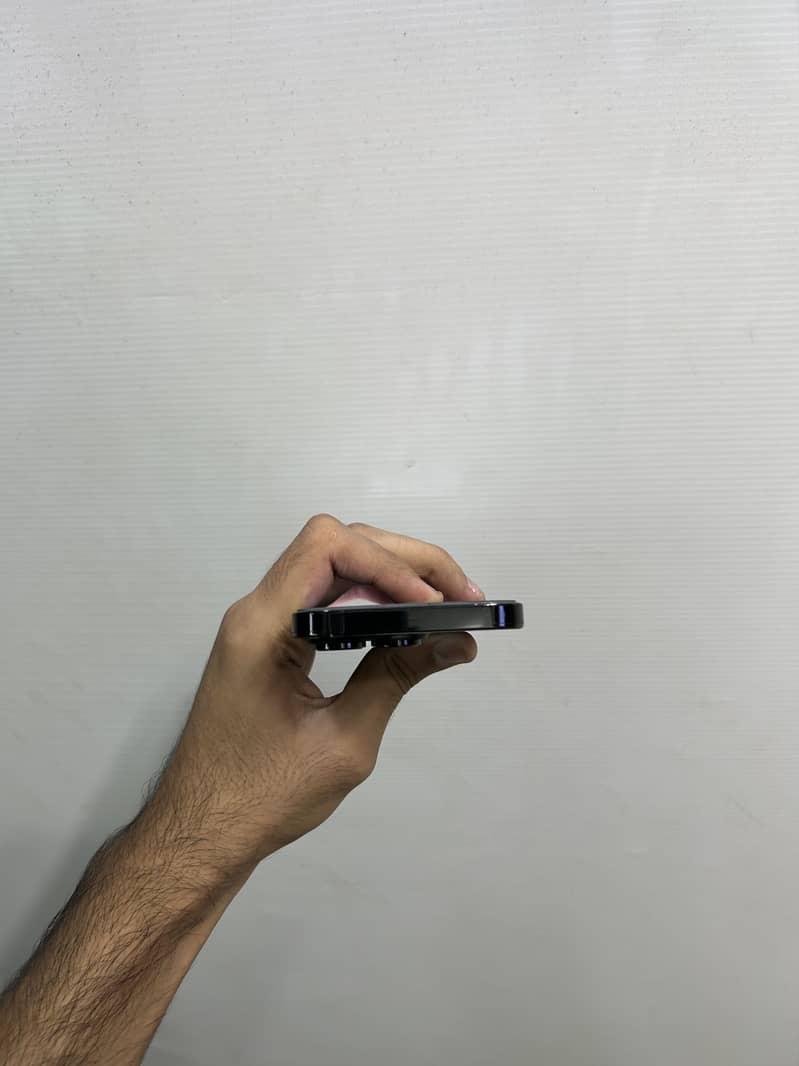Apple iPhone 14 Pro 3
