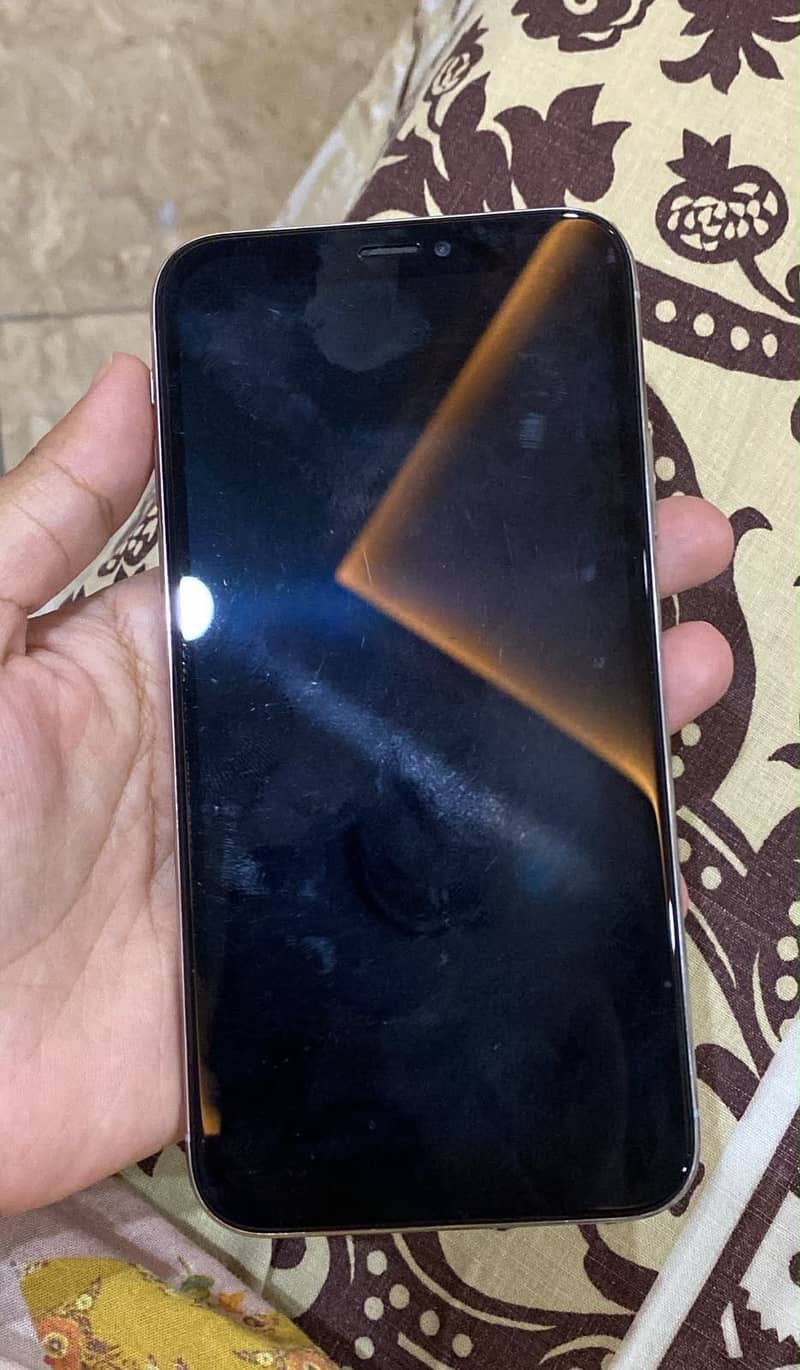 Apple iPhone X 0