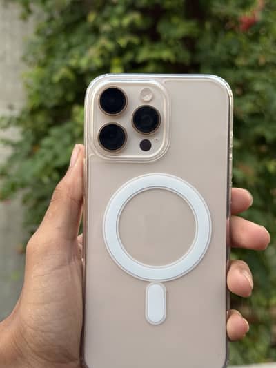 Apple iPhone 16 Pro Max