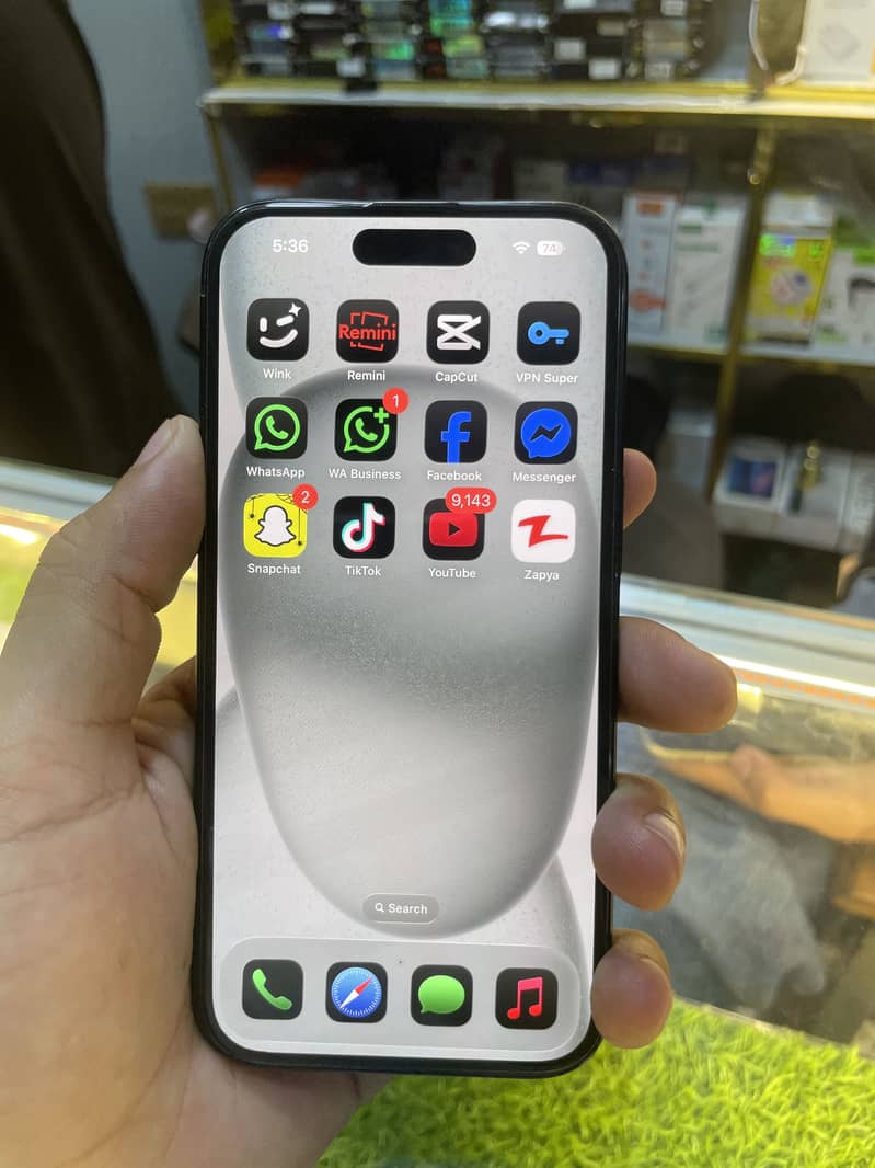 Apple iPhone 15 0