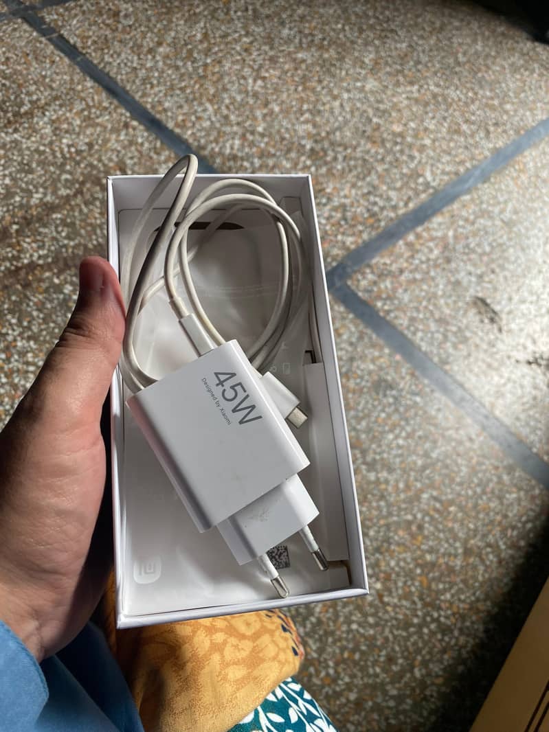 Xiaomi Redmi Note 14 Pro 5
