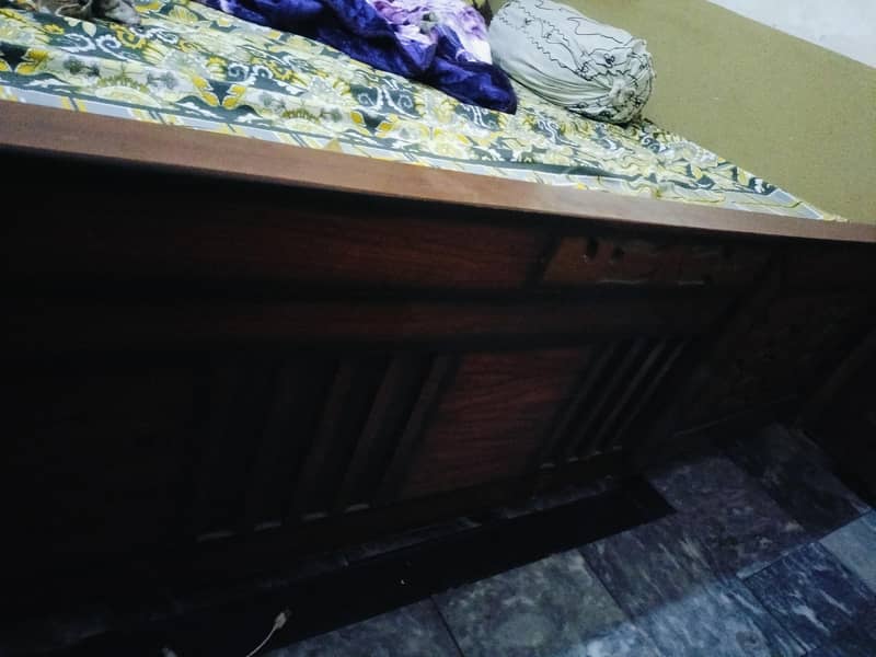 double bed and dressing 2
