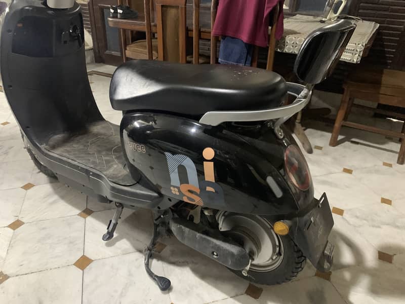 Evee scooty 1