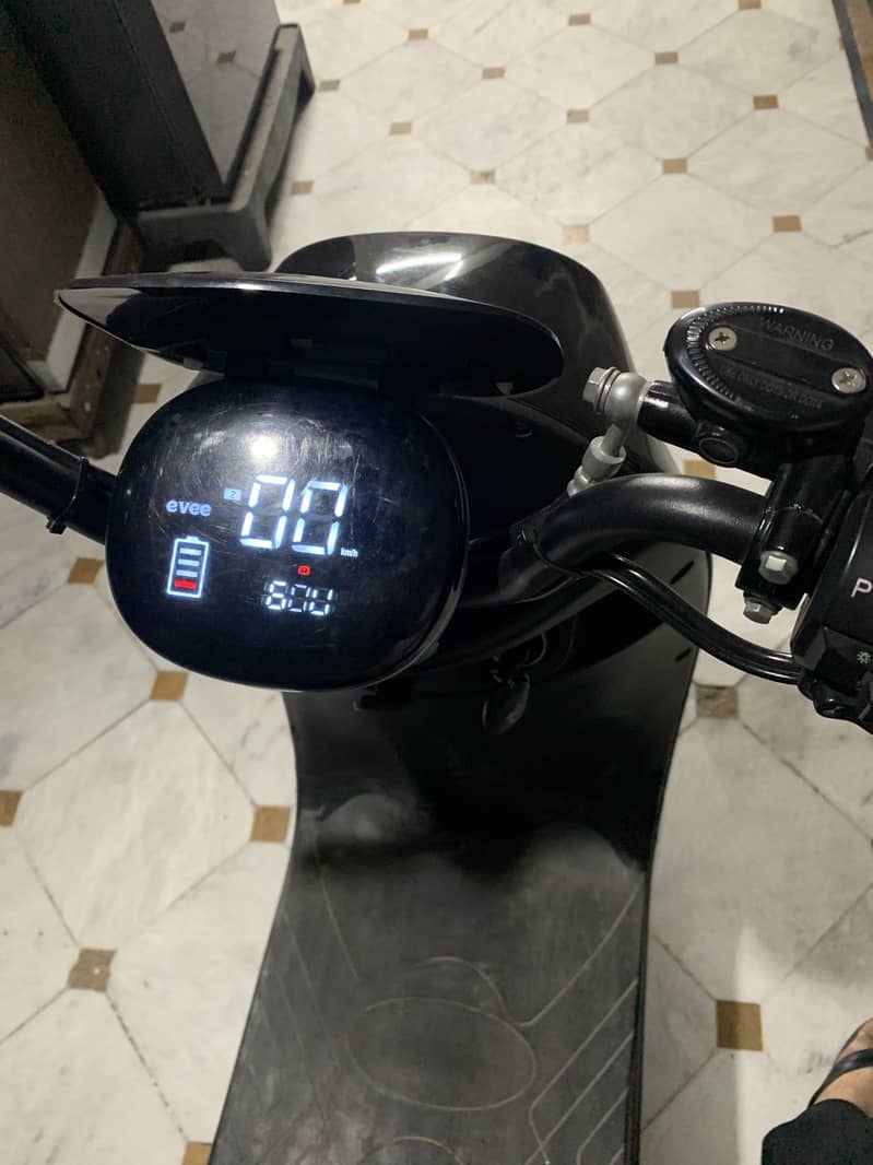 Evee scooty 4