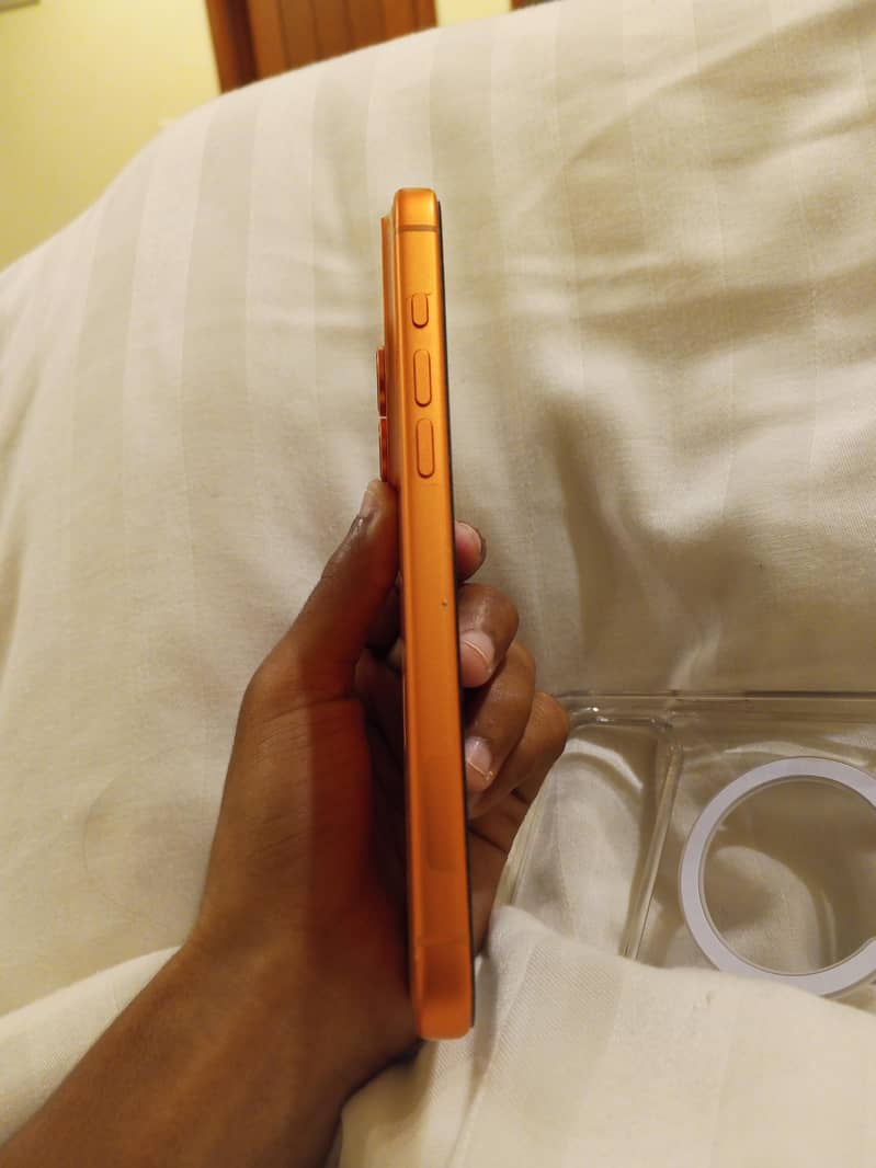 Apple iPhone 17 Pro Max 1