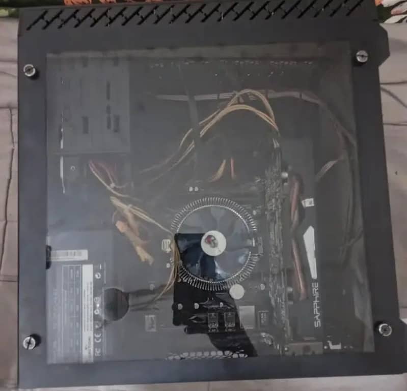 Custom PC 0