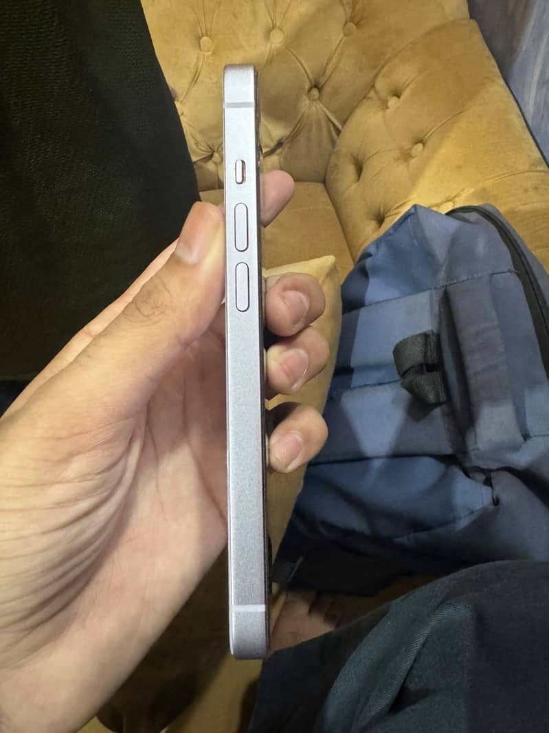 Apple iPhone 14 5