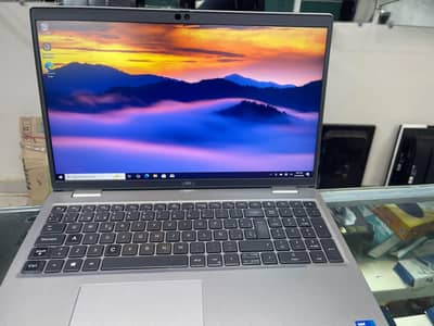 Dell latitude 5520 8/512 ssd
