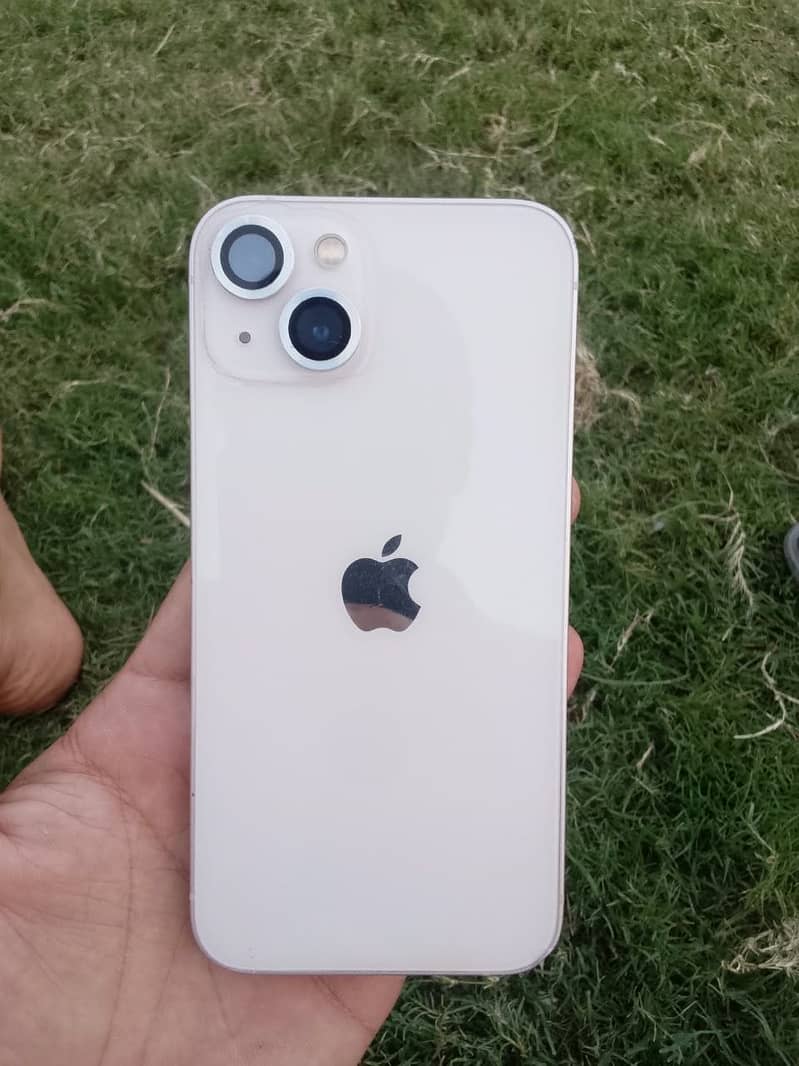 Apple iPhone 13 6
