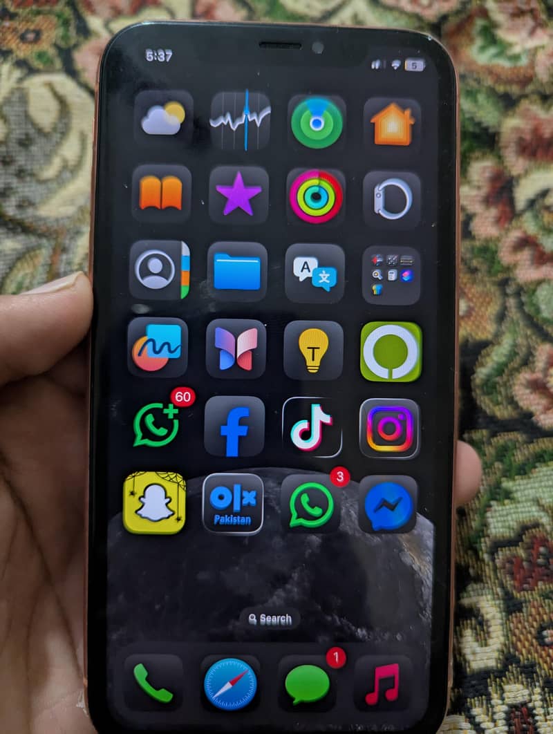 Apple iPhone XR 1