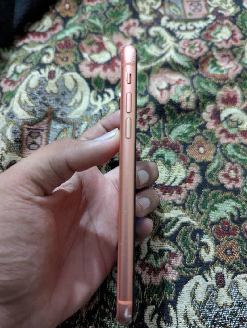 Apple iPhone XR 2