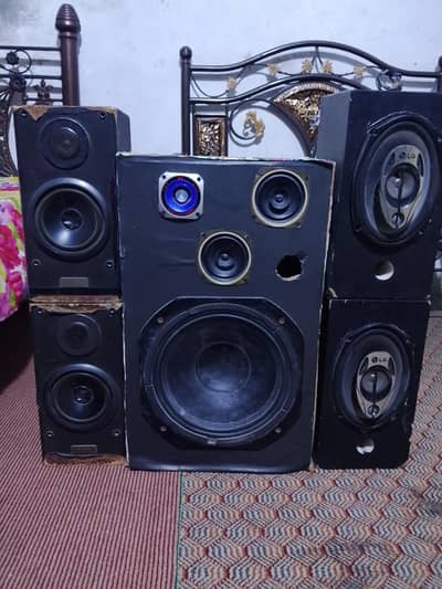LG speaker Sony speaker