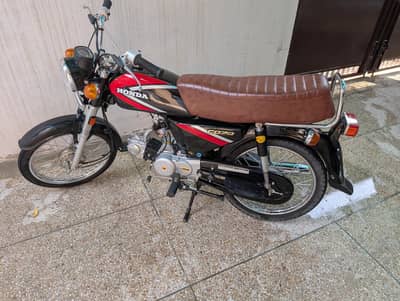 Honda CD 70 Japanese vvip bike