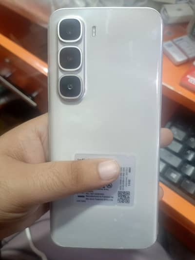 Infinix Hot 60 Pro Plus 8+8/256