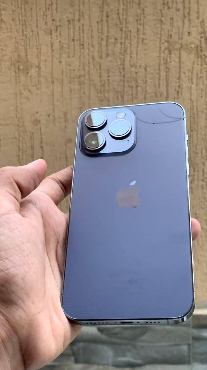 Apple iPhone 14 Pro Max 4