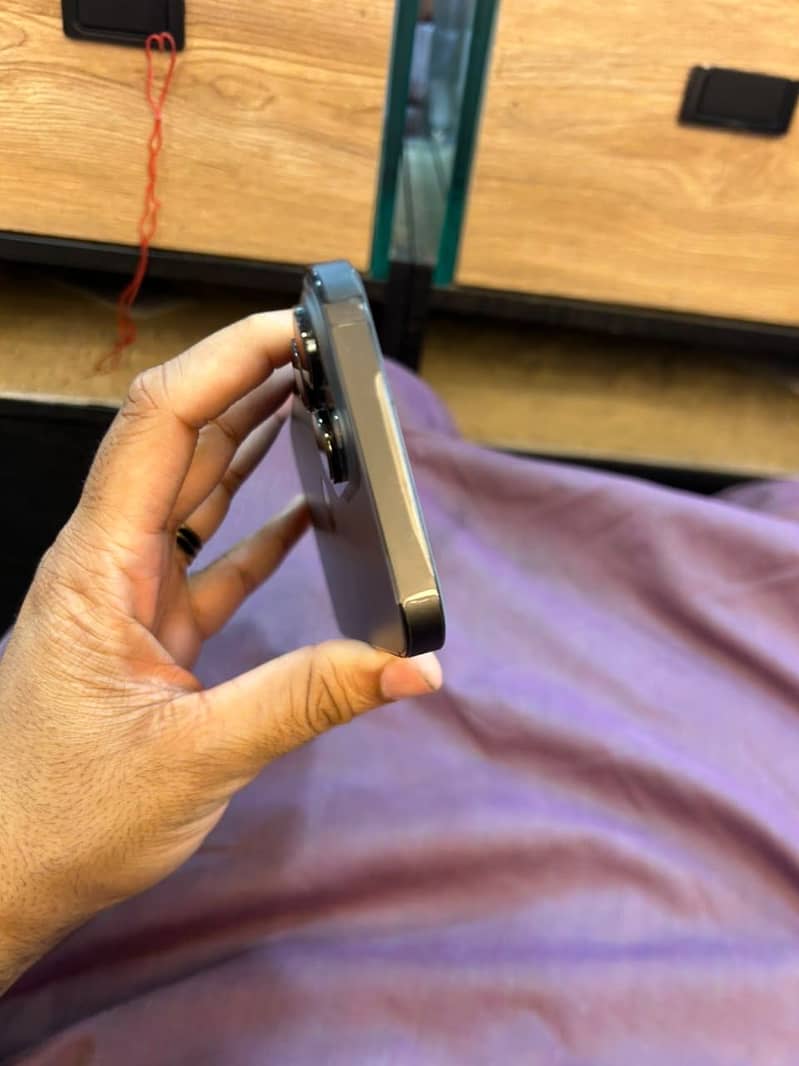 Apple iPhone 14 Pro Max 1