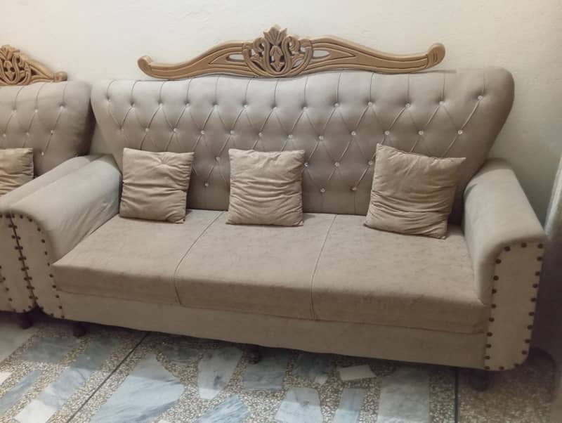 Sofa set 0