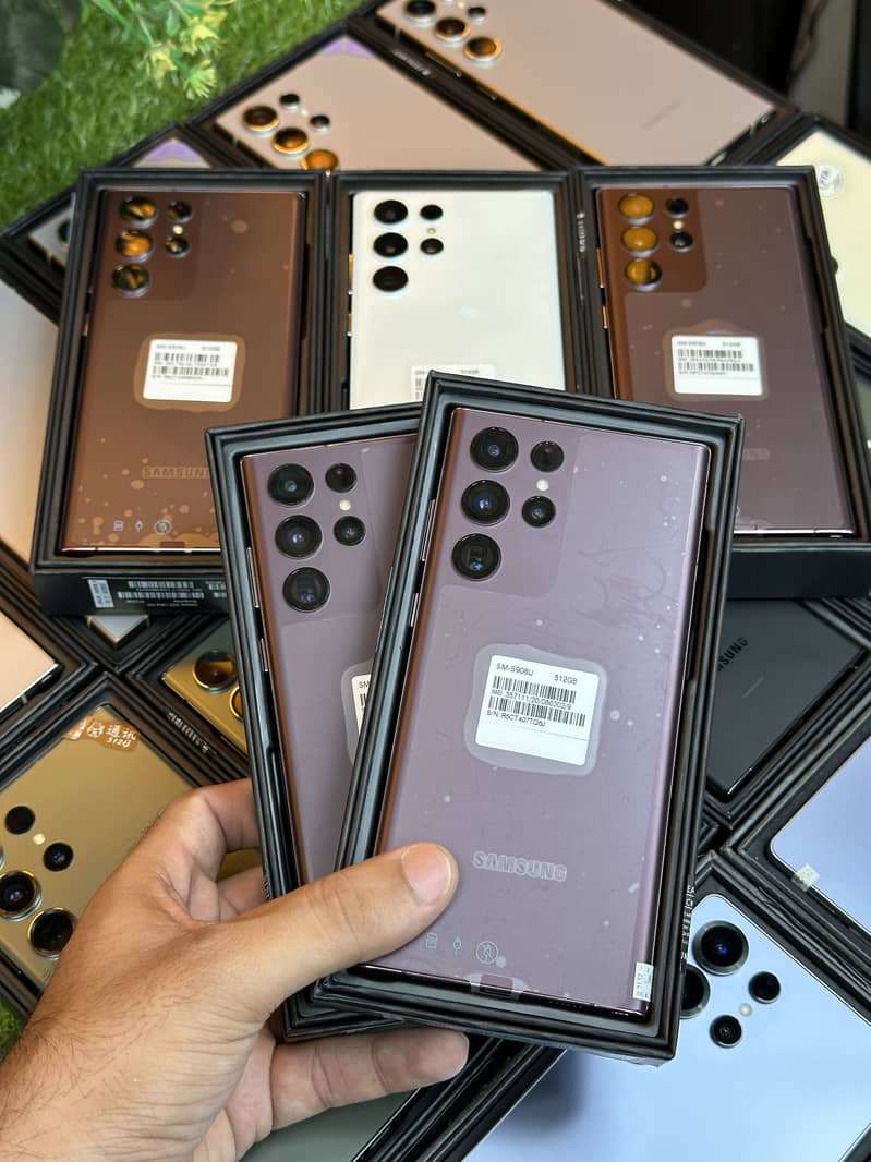 Samsung galaxy s22 ultra 12/512 full box official pta approved - Mobile ...