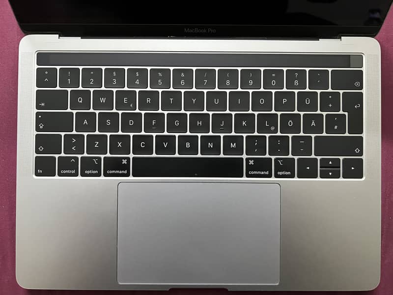Apple MacBook Pro 2018 1