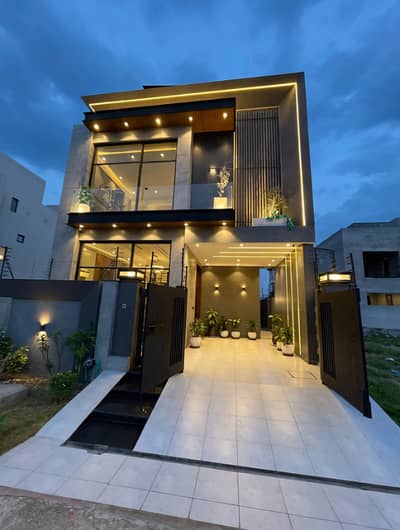 5 Marla brand new house available for rent in DHA 9 town Lahore