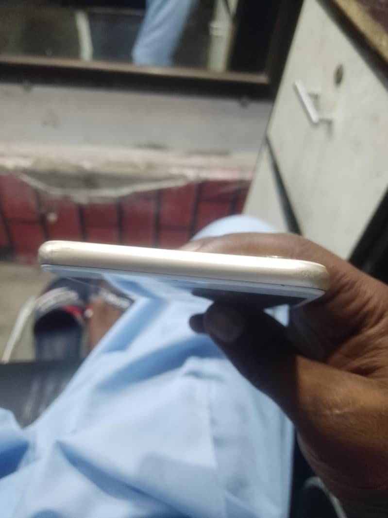 Apple iPhone 6S Plus 6