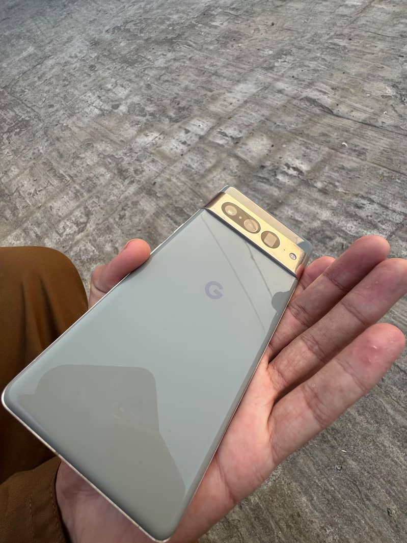 Google Pixel 7 Pro 4