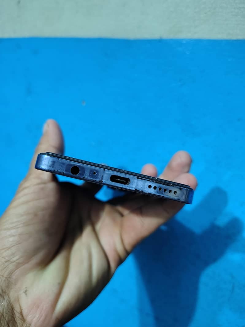 Tecno CAMON 20 Pro 7