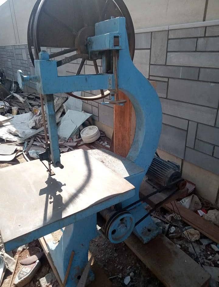 2 ft cutting ara machine 2