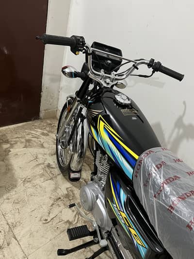 Honda 125 2026 model Just 200KM drive