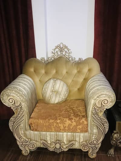 Selling Pinterest sofa set with tables