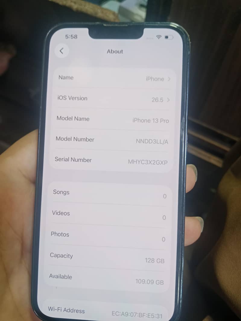 Apple iPhone 13 Pro 1