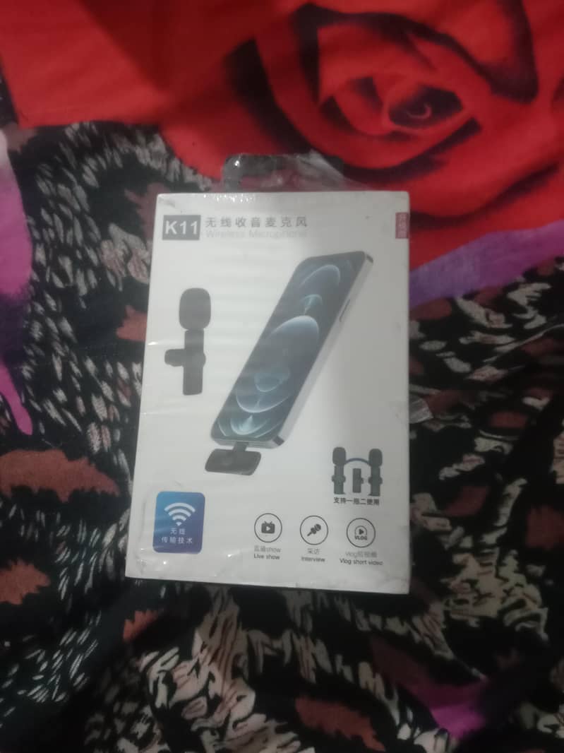 2 microphone sets 1