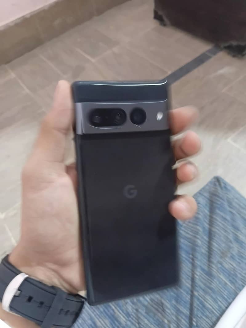 Google Pixel 7 Pro 6