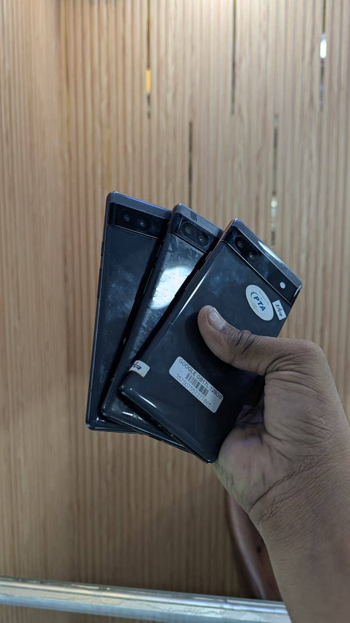 Google Pixel 6a 1