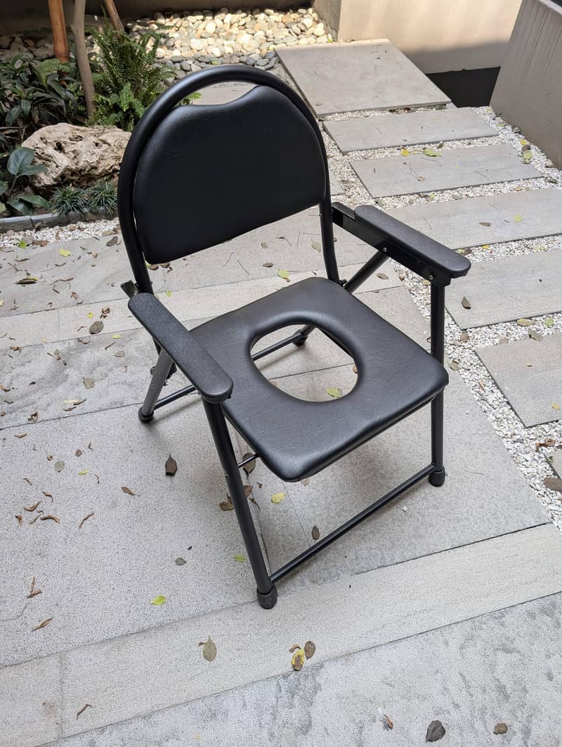 Commode Seat 0