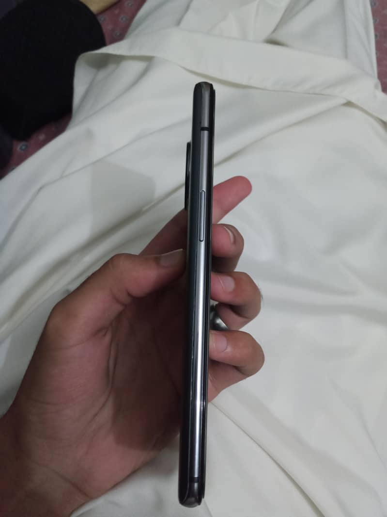 One Plus 7T 3