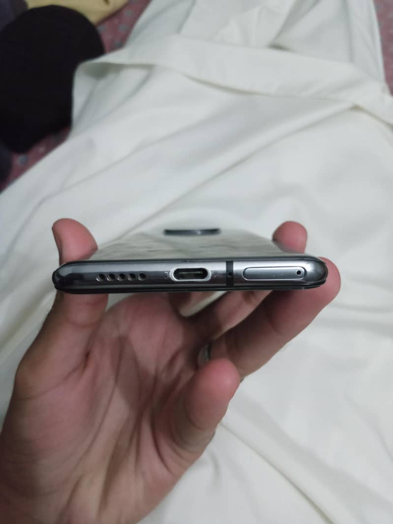 One Plus 7T 4