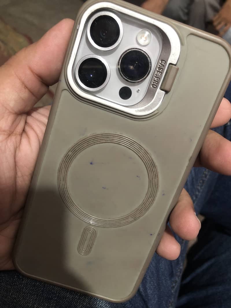 Iphone 15 pro max 0