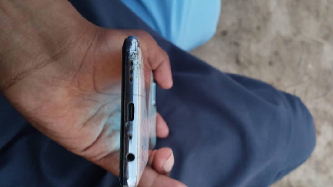OPPO A95 5