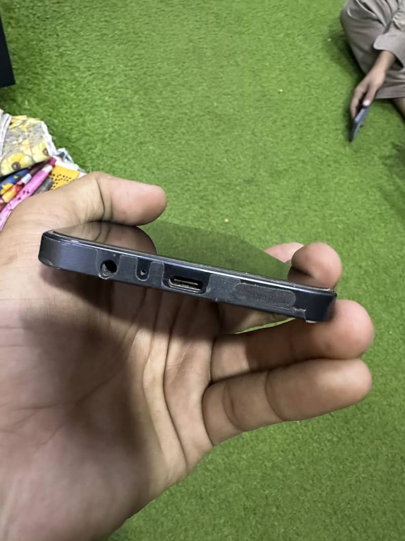 Samsung Mobile A07 3