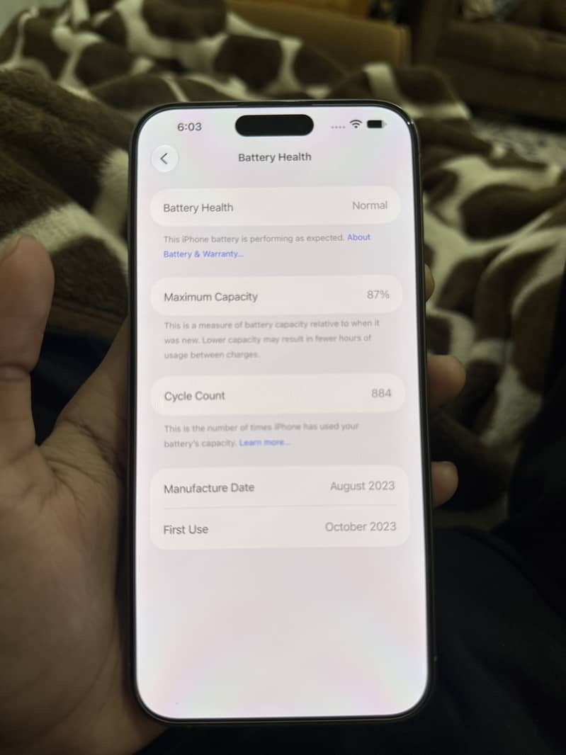 Apple iPhone 15 Pro Max 4