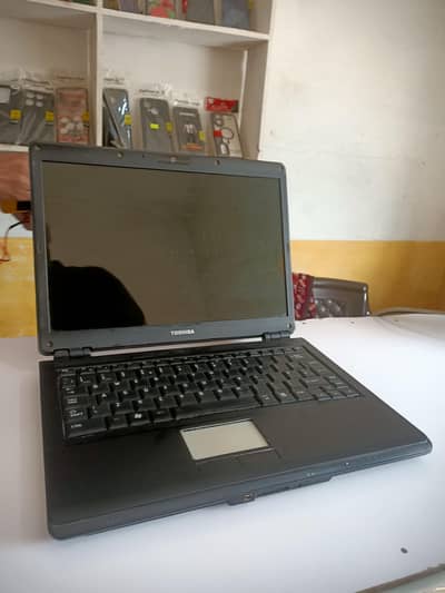 TOSHIBA LAPTOP 300GB ROM 4GB RAM AVAILABLE