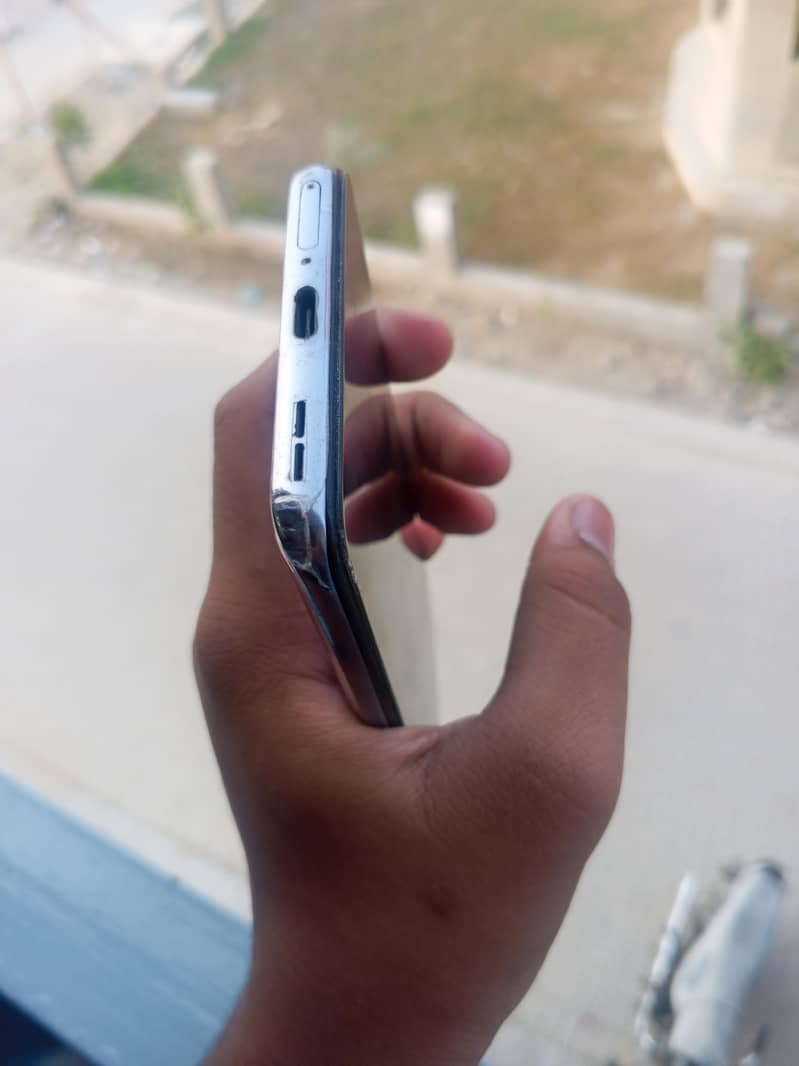 One Plus 9 5
