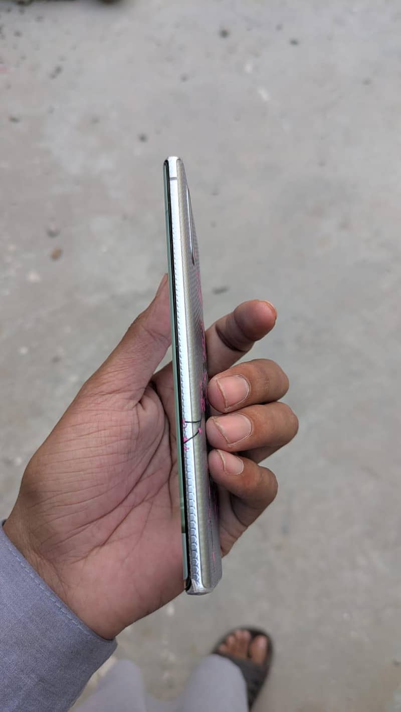 Samsung Mobile Note 10 Plus 5
