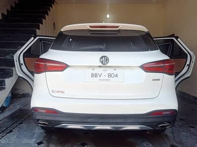 MG HS 2021