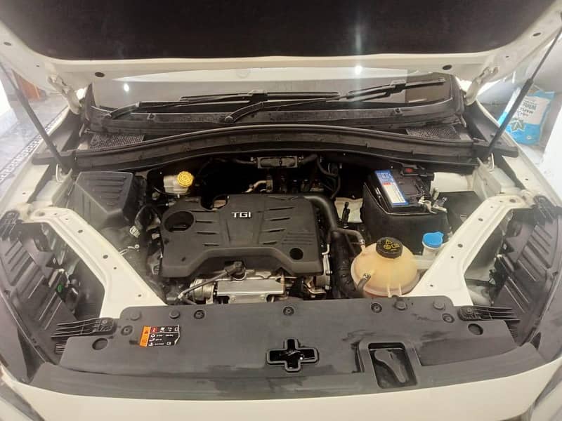 MG HS 2021 17