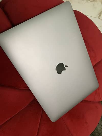 MacBook pro 2020 16/1tb